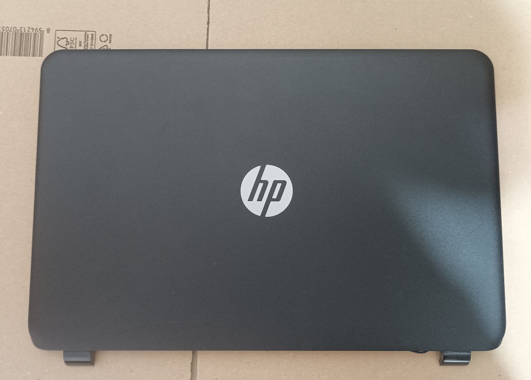 Zadní kryt LCD pro HP 15-G 15-R 15T 245 250 255 256 