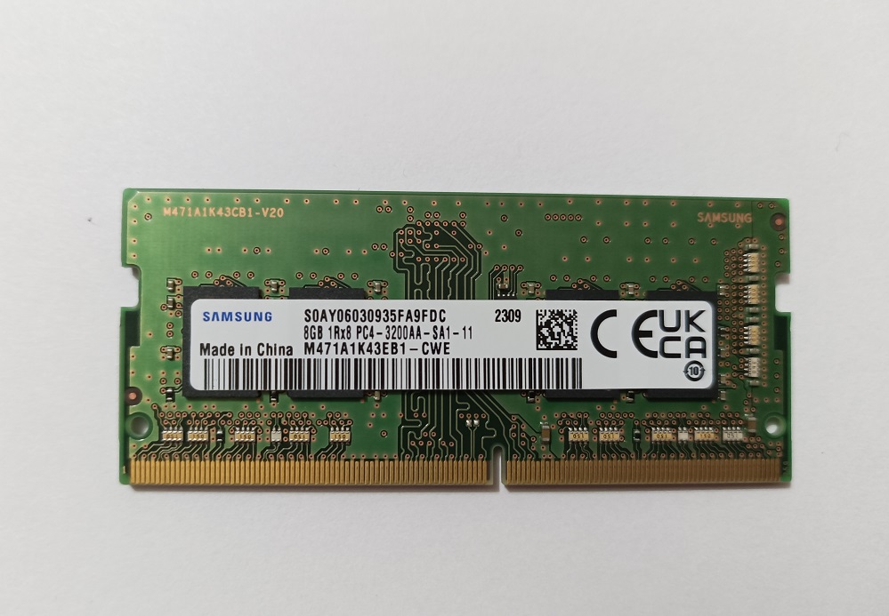 Paměť SAMSUNG SO-DIMM 8GB DDR4-3200 CL22 (1Gx8) SR (M471A1K43EB1-CWE)