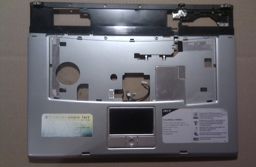 Acer TravelMate 2300 - plastový díl + touchpad