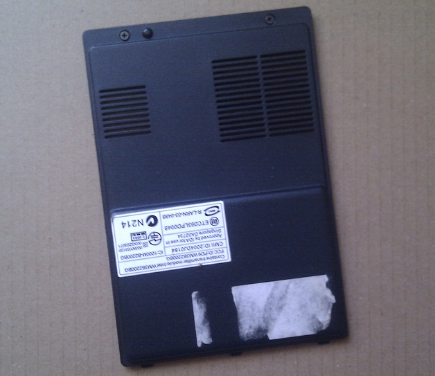 Acer TravelMate 4100 - plastová krytka