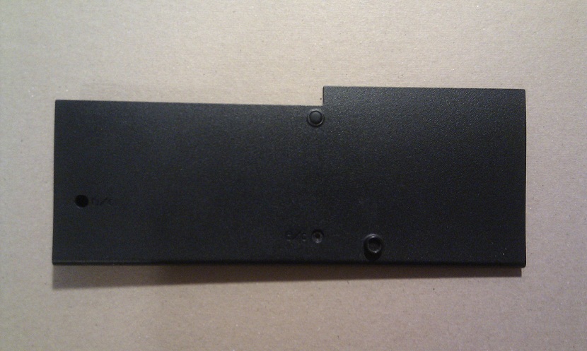 Dell Vostro 1510 - plastová krytka