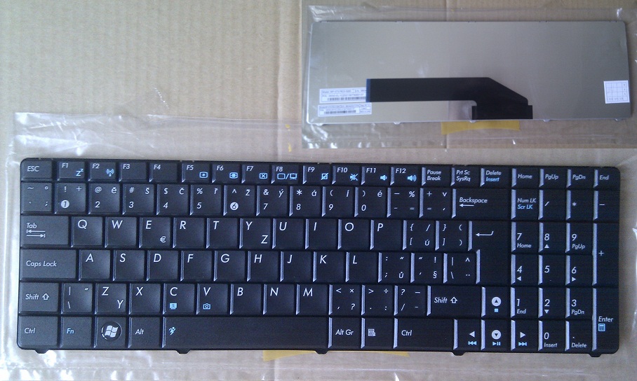 CZ klávesnice Asus X5D X5DC X5DIJ X50IJ X5DIN X51 X70I