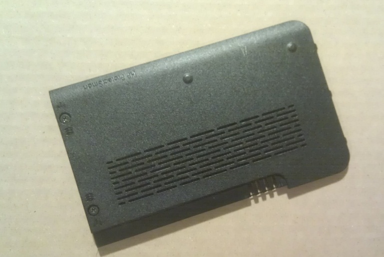HP Pavilion dv6-1299ea - plastová krytka HDD