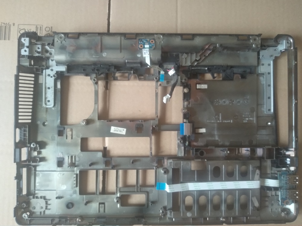 Spodní plastový díl (vana) z notebooku HP Probook 4535s 4530s