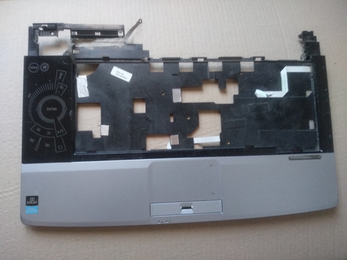 Plastový dílt - Palmrest 6051B0287601 / 6051B0287701 + touchpad z Acer Aspire 6920G